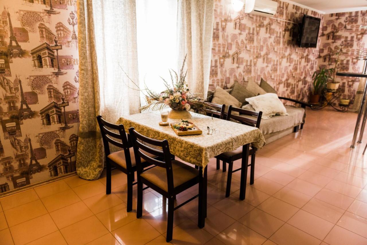 Golden Park Apartments Umanʼ 外观 照片