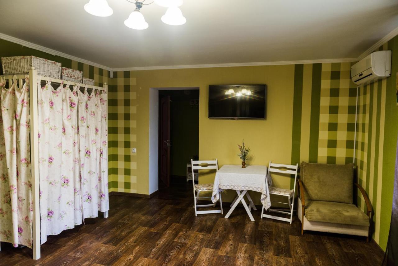 Golden Park Apartments Umanʼ 外观 照片